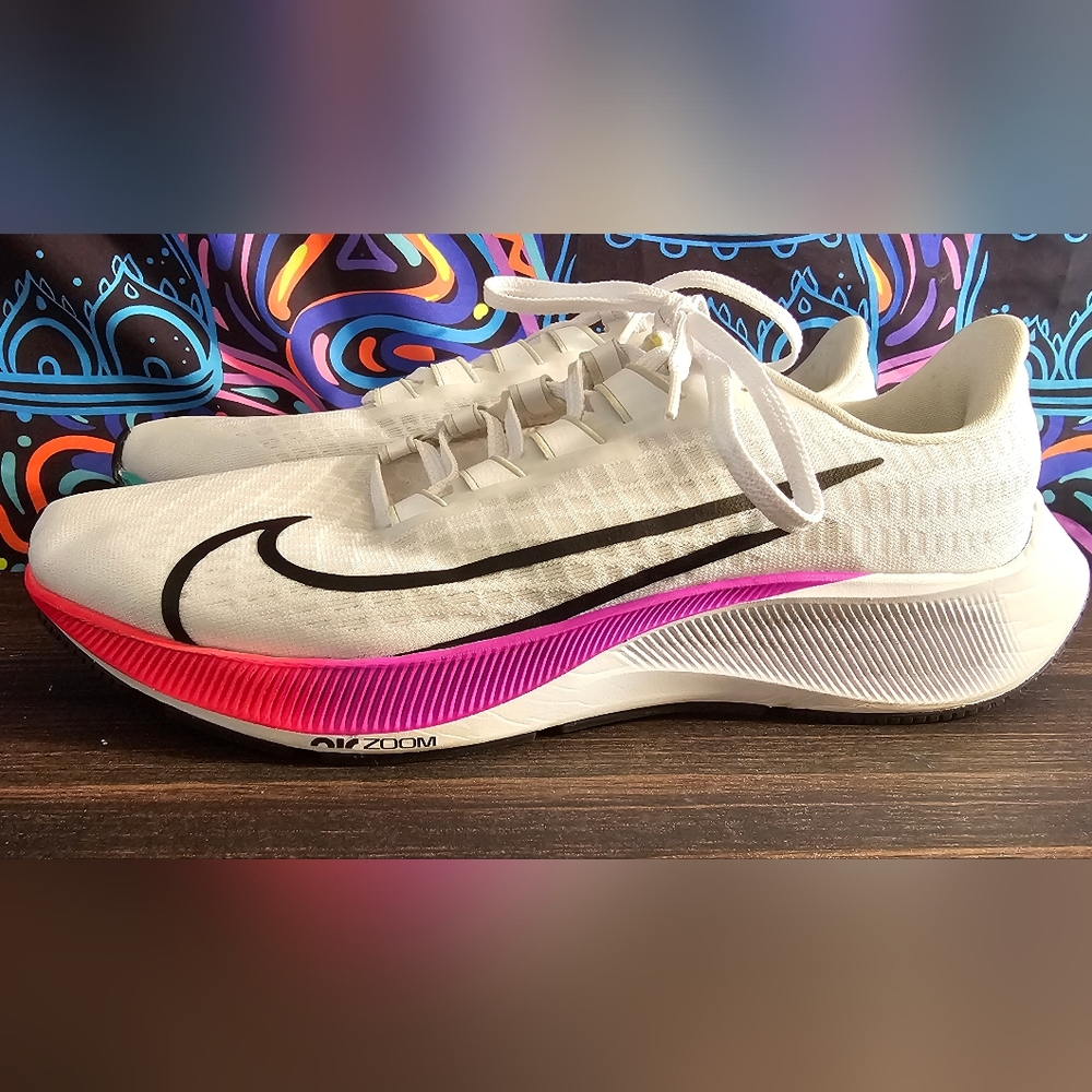 Nike Air Zoom Pegasus 37 running shoes - Picture 3 of 8